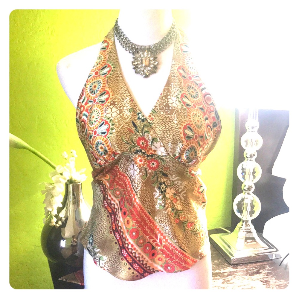 Beautiful silk Cache backless halter top.
